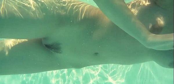  Perfect curves under water